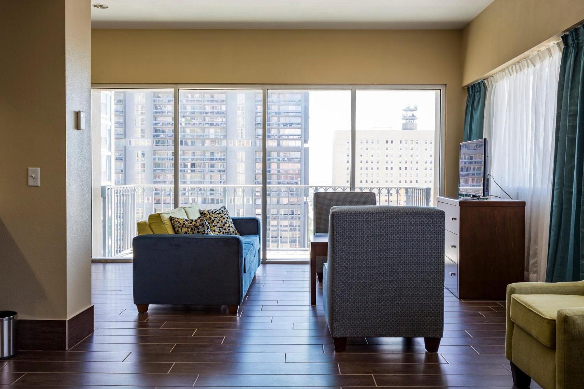 Holiday Inn Houston Downtown By Ihg Екстериор снимка